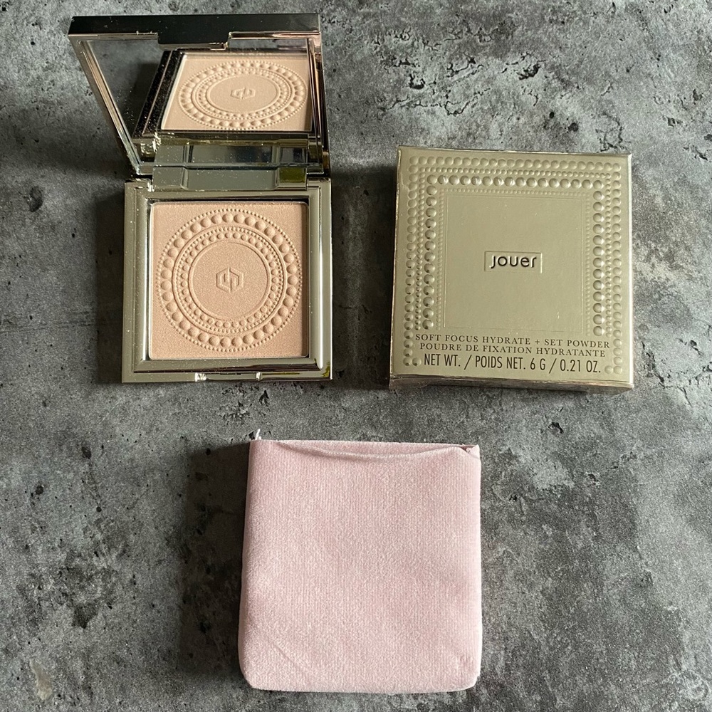 Jouer Cosmetics Radiant Translucent Powder
